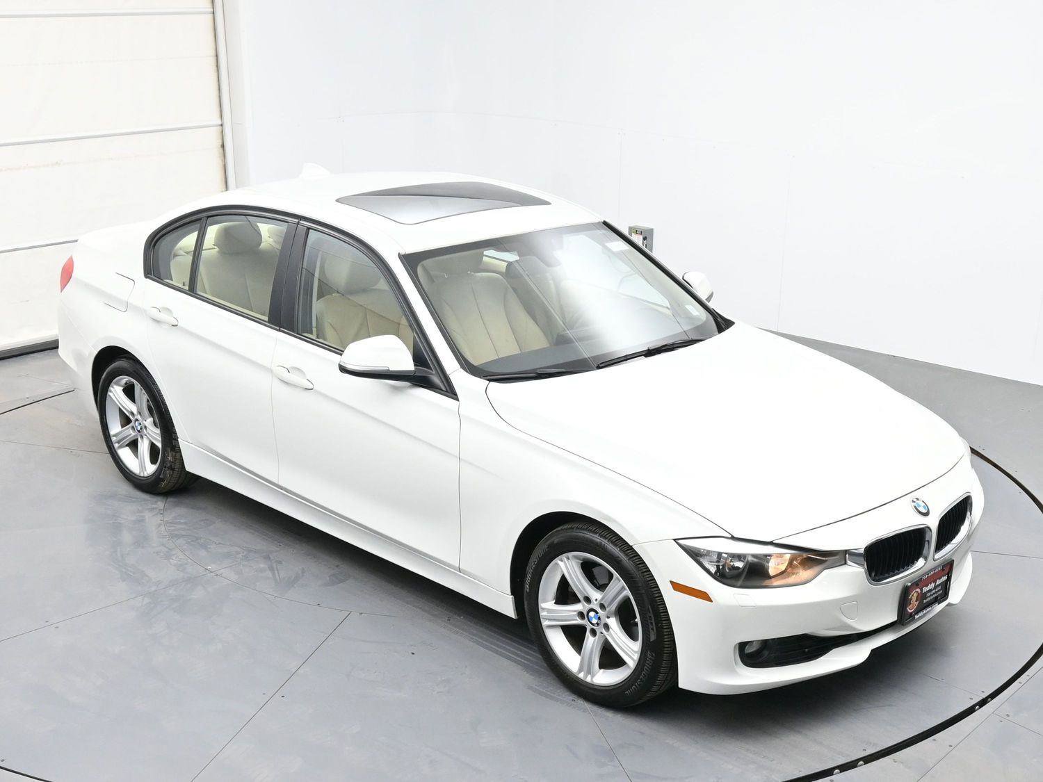 Used 2014 BMW 328i xDrive Sedan AWD/4WD image 37