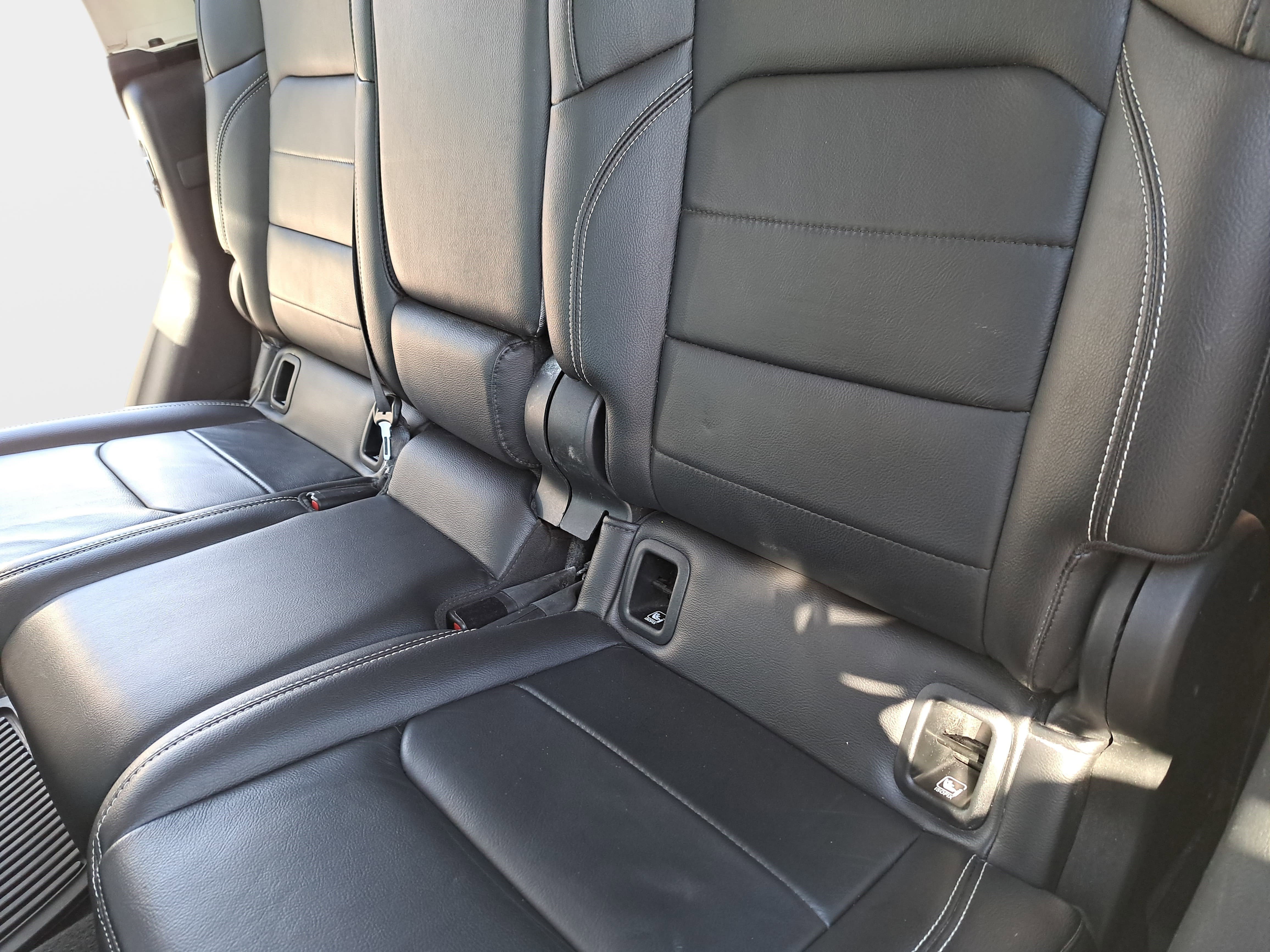 Used 2020 Jeep Gladiator Overland image 12