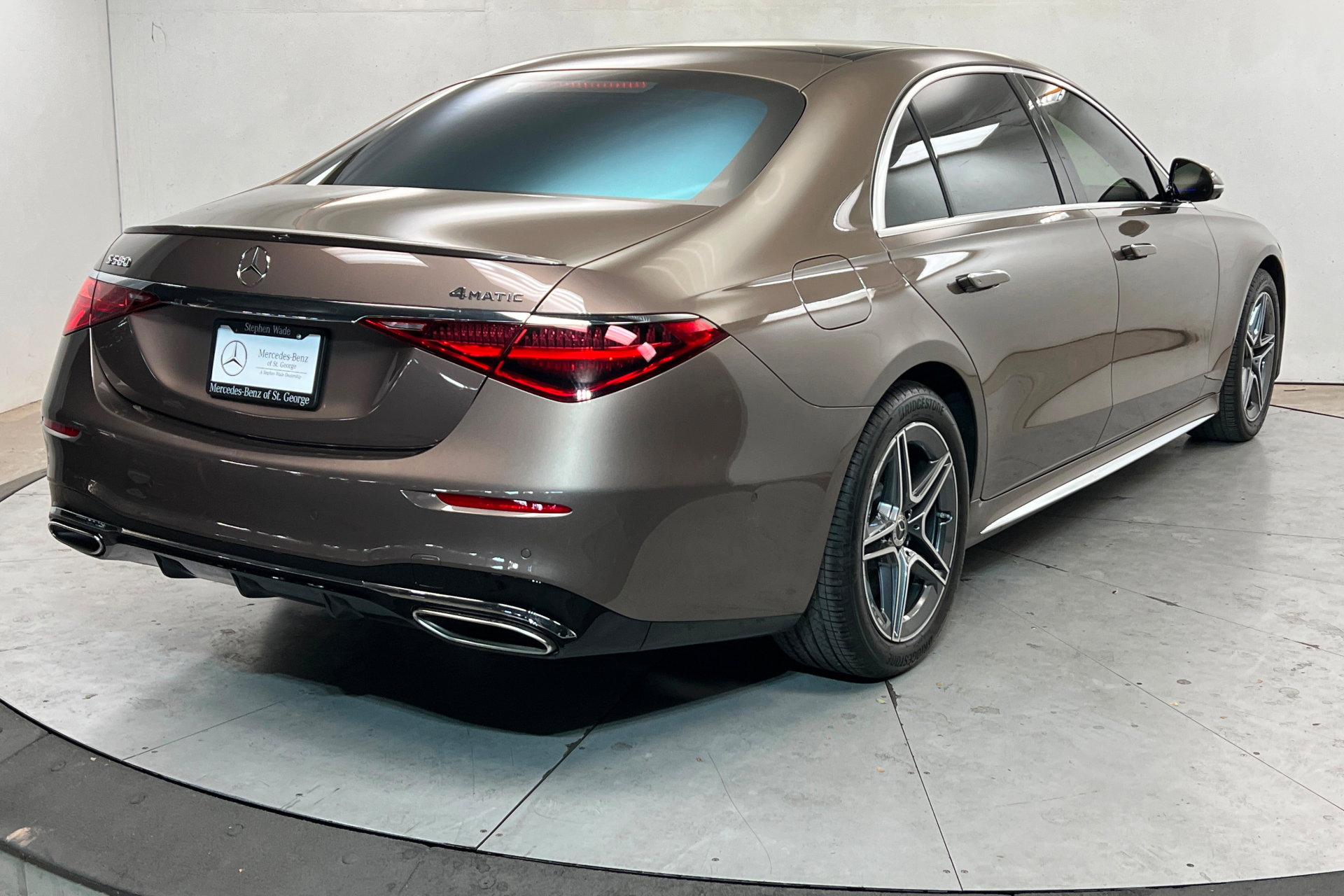 New 2026 Mercedes-Benz S 580 4MATIC Sedan image 5