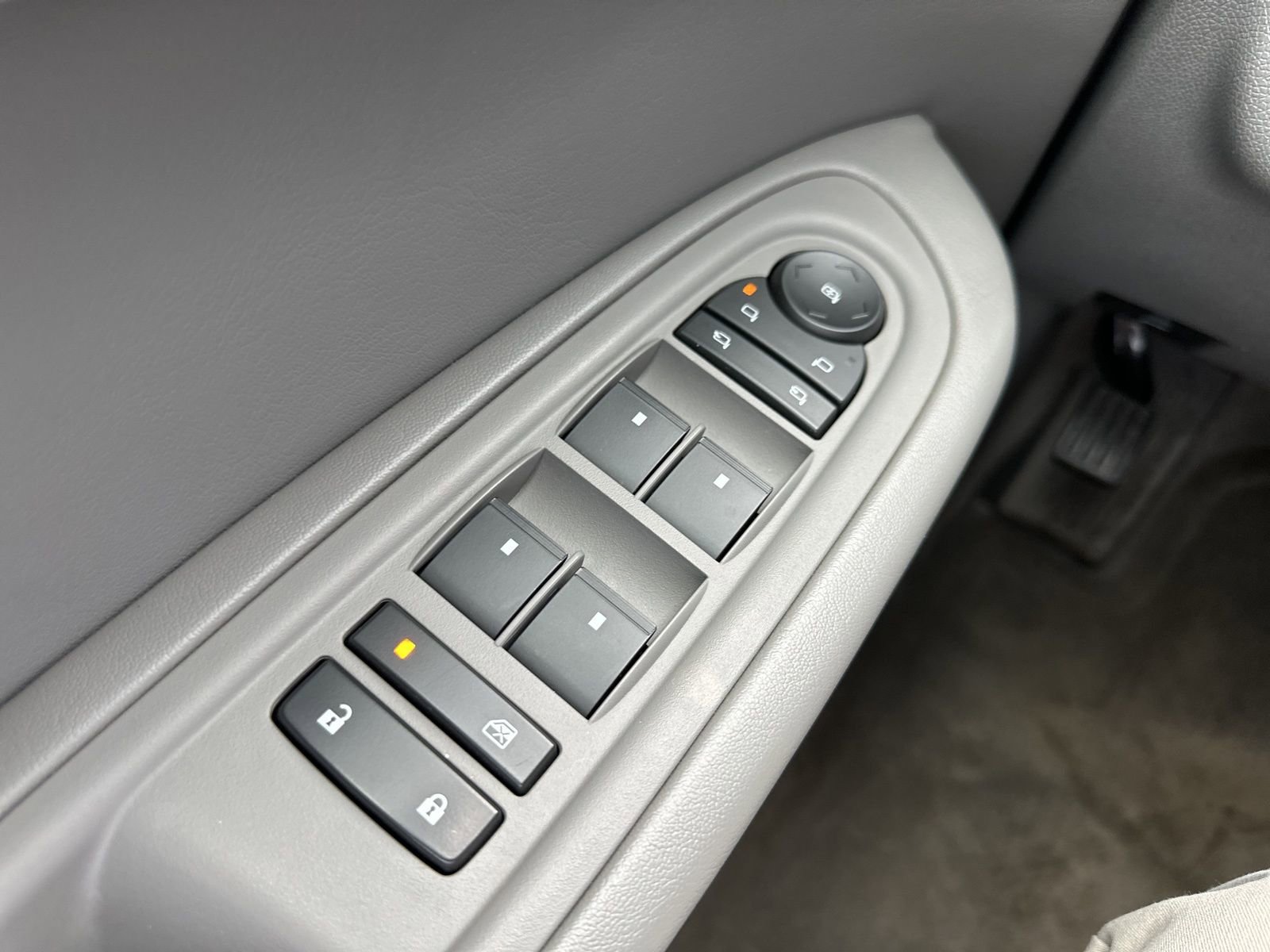 Used 2017 Chevrolet Traverse LT AWD/4WD image 35