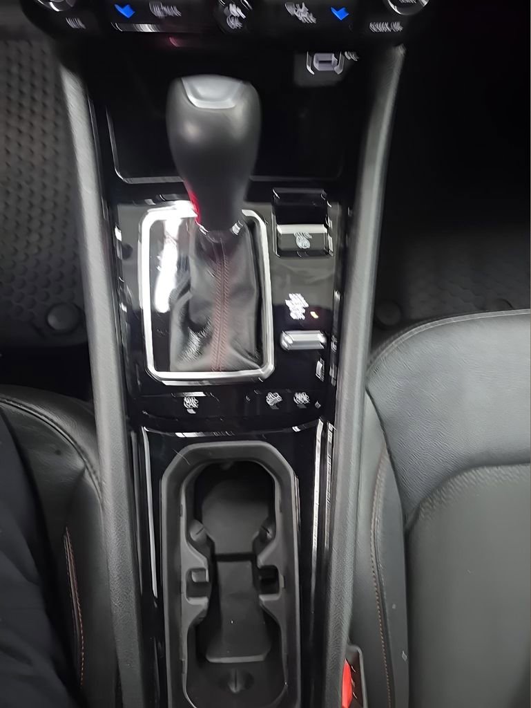 Used 2025 Jeep Compass Trailhawk AWD/4WD image 27