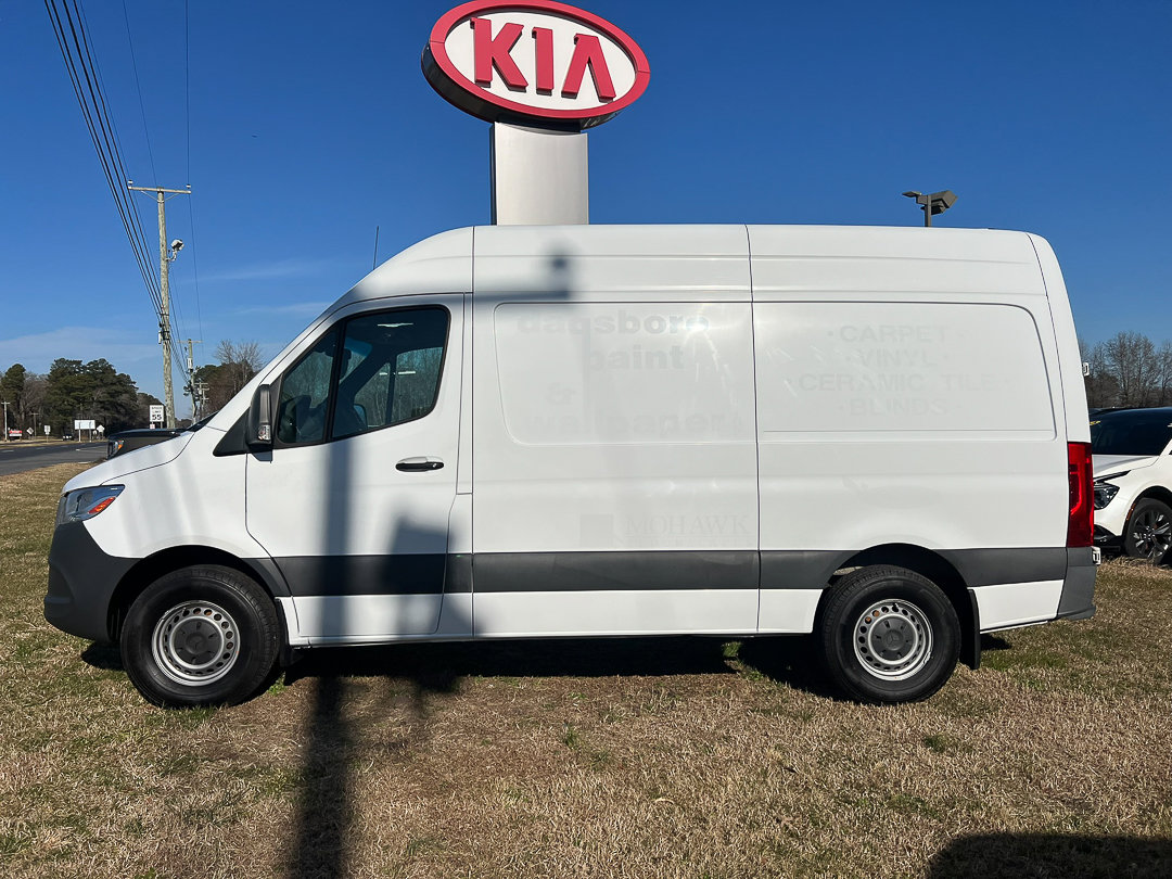 Used 2020 Mercedes-Benz Sprinter 2500 image 2