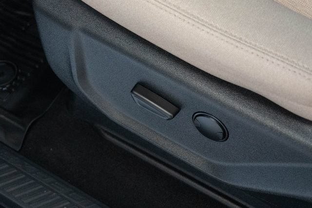 Used 2023 Ford Expedition XLT RWD image 15