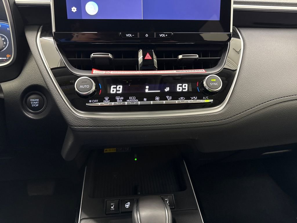 Used 2026 Toyota Corolla Cross XLE w/ Convenience Package image 19