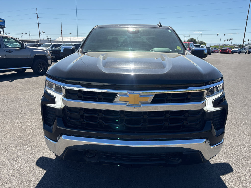 Used 2023 Chevrolet Silverado 1500 LT AWD/4WD image 8