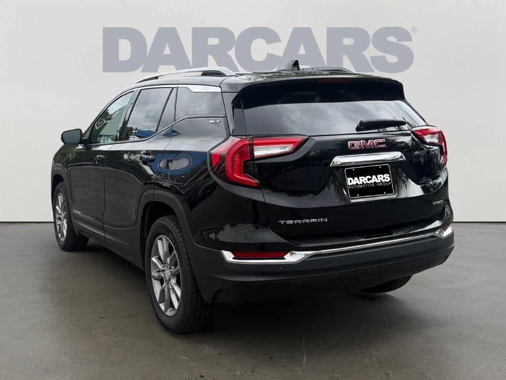 Used 2024 GMC Terrain SLT AWD/4WD image 5