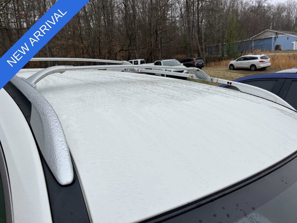 Used 2016 Nissan Rogue SV image 10