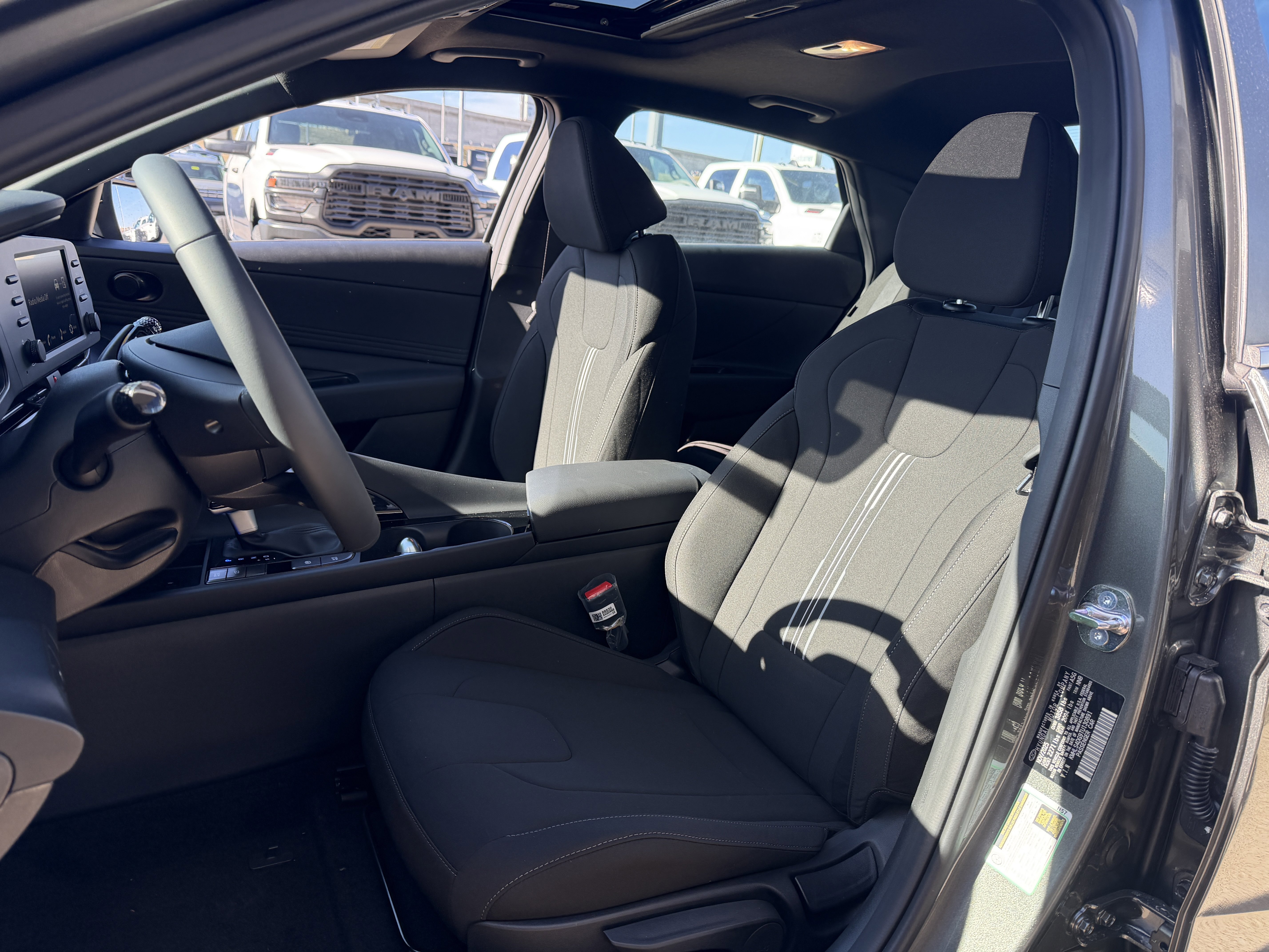 New 2026 Hyundai Elantra SEL Sport FWD image 25