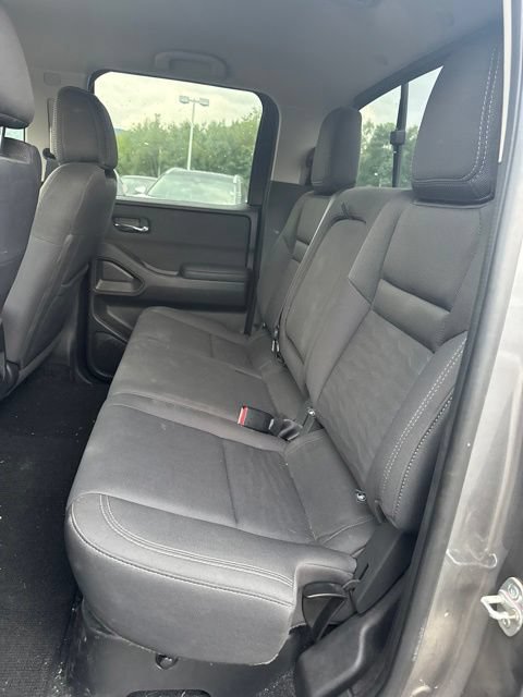 Certified 2022 Nissan Frontier SV AWD/4WD image 11