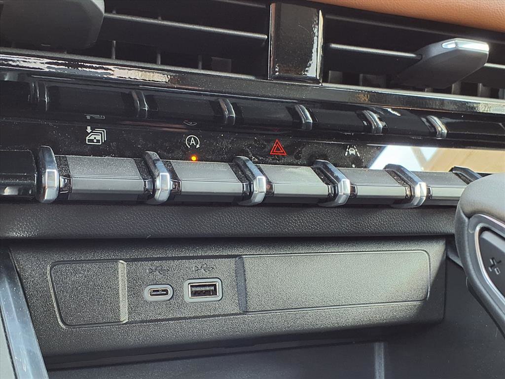 New 2026 GMC Canyon AT4 image 5