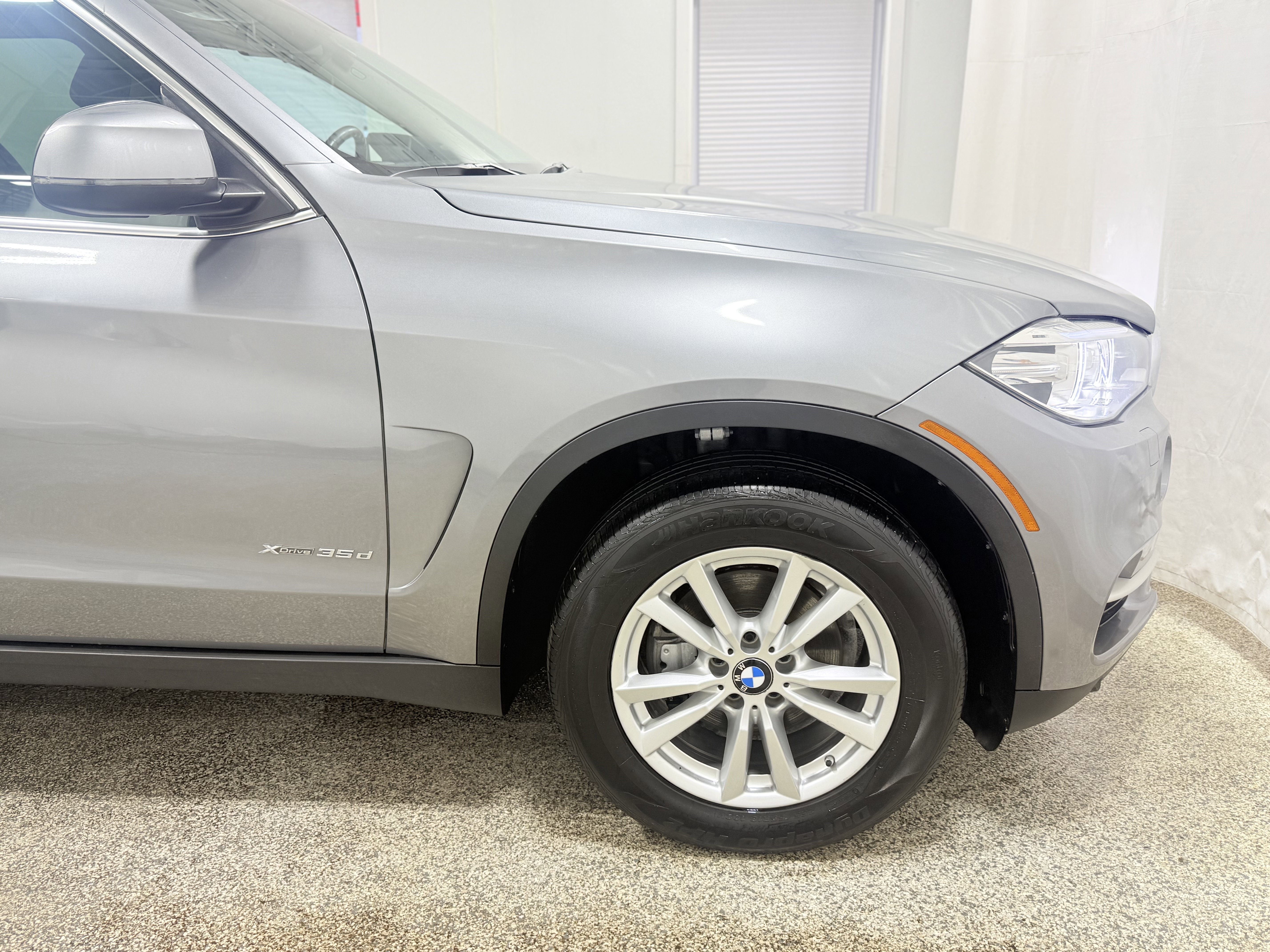Used 2015 BMW X5 xDrive35d image 30