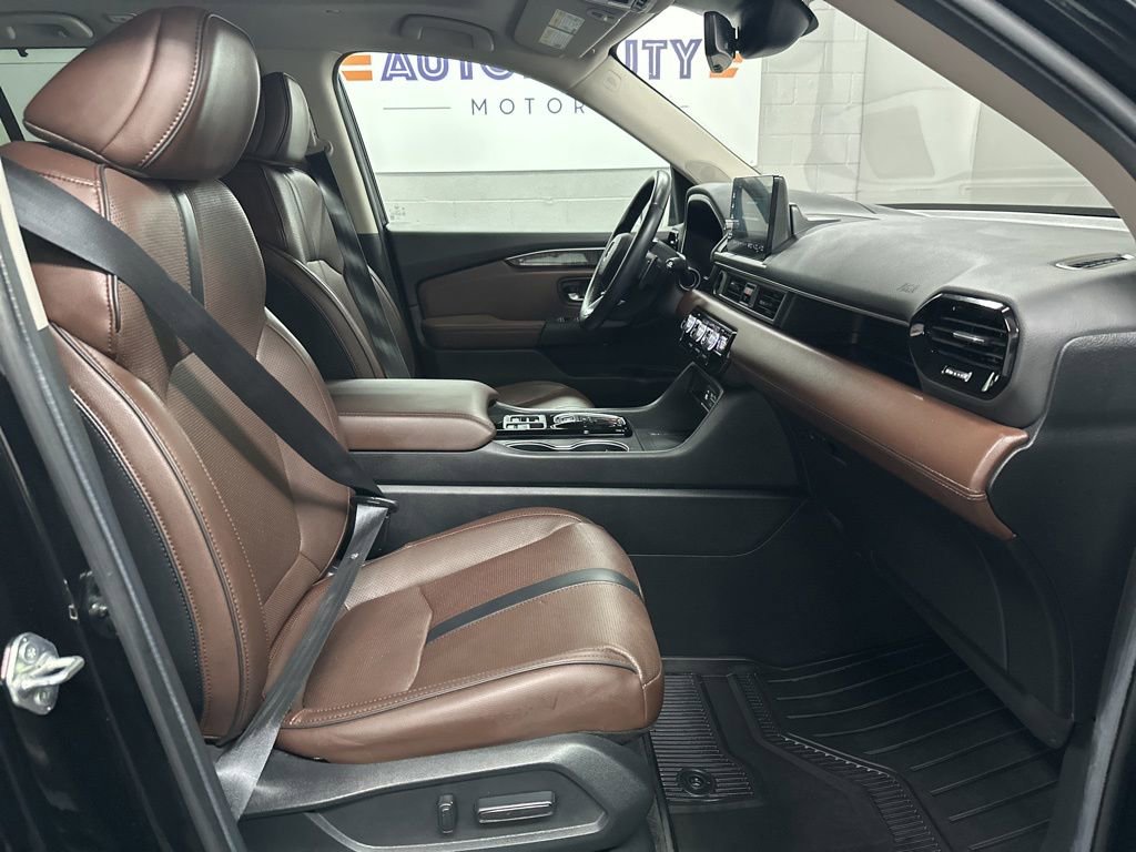 Used 2024 Honda Pilot Elite image 23