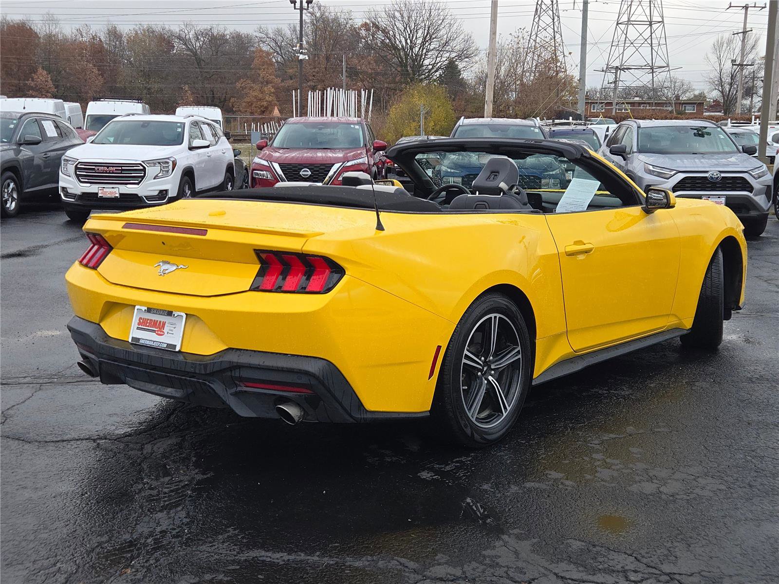 Used 2024 Ford Mustang Premium image 11
