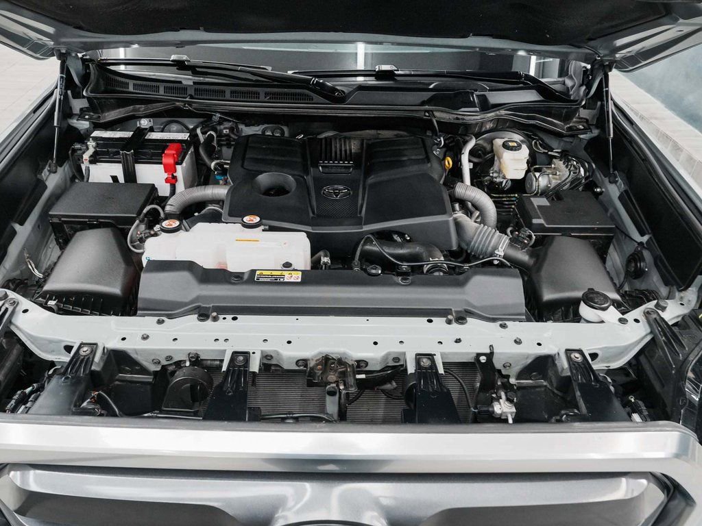 Used 2024 Toyota Tundra Limited w/ Power Package image 41