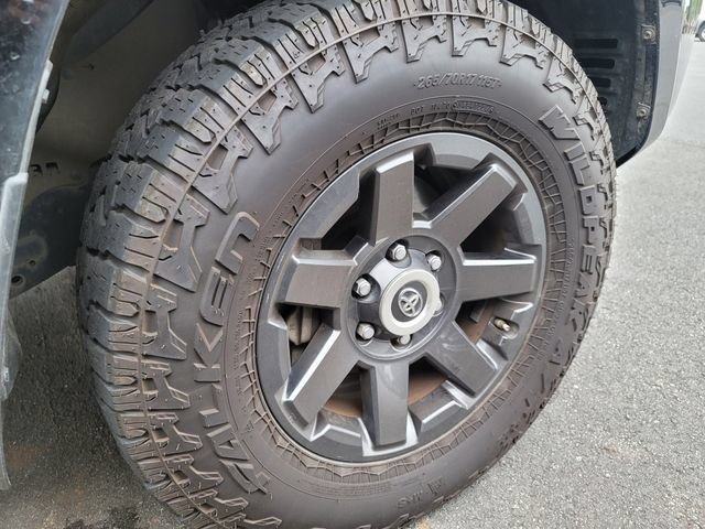 Used 2021 Toyota 4Runner Trail Special Edition AWD/4WD image 5
