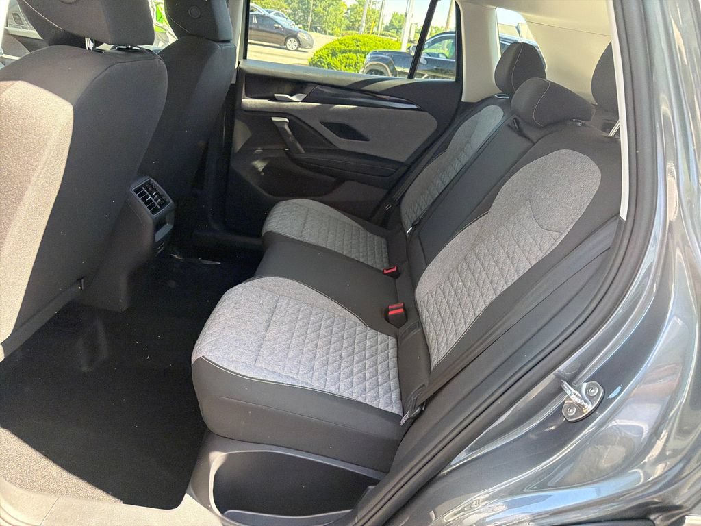 New 2026 Volkswagen Tiguan S AWD/4WD image 17