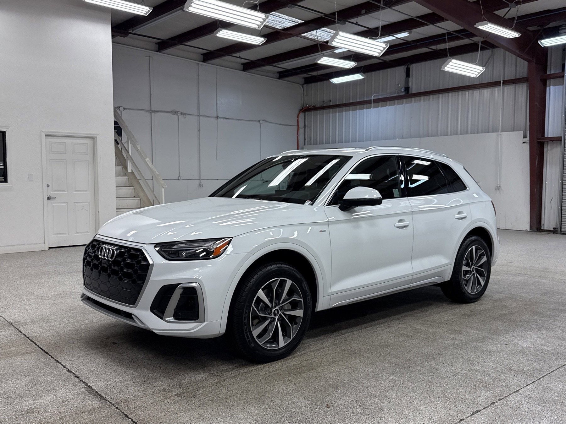 Used 2022 Audi Q5 2.0T Premium Plus w/ Premium Plus Package