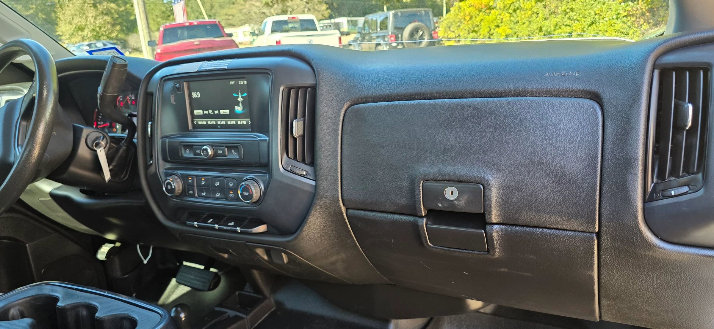 Used 2019 Chevrolet Silverado 2500 W/T image 14