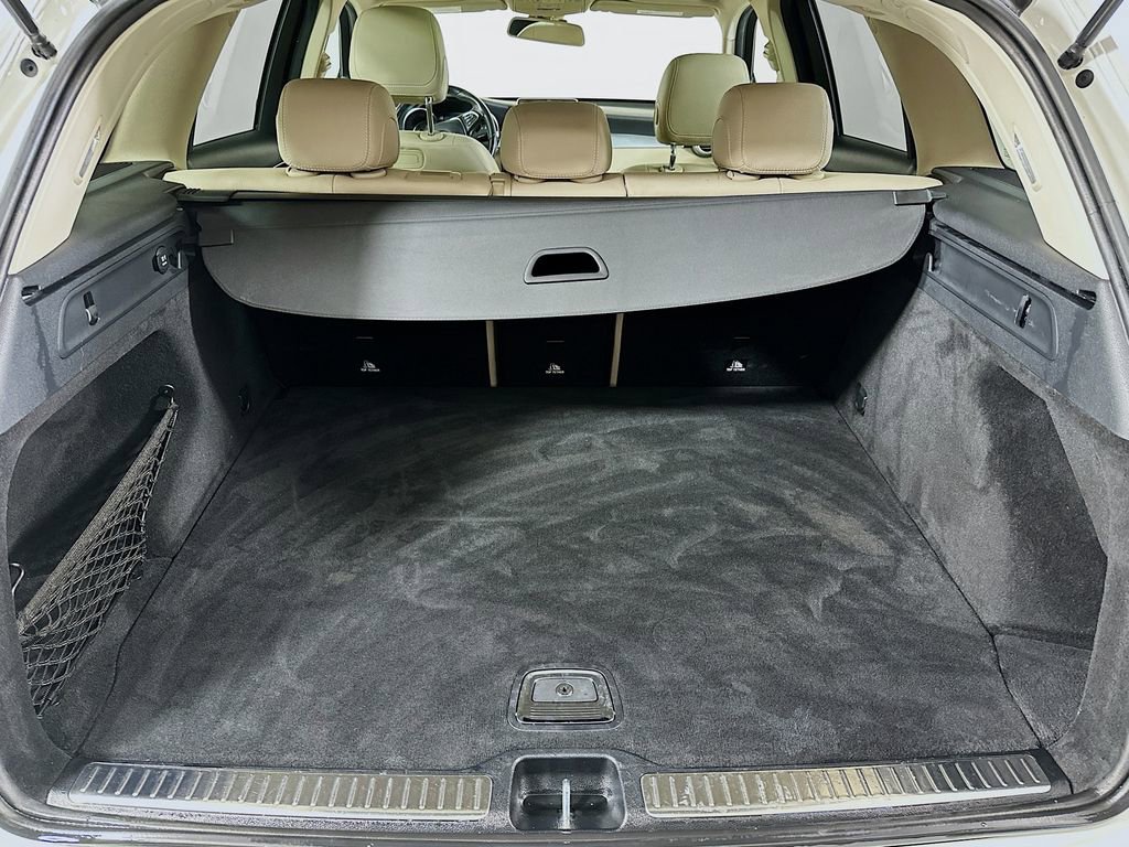 Used 2019 Mercedes-Benz GLC 300 image 16