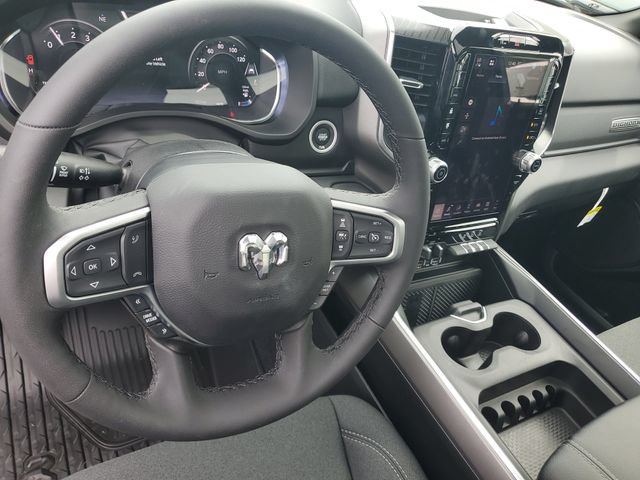 New 2026 RAM 1500 Big Horn AWD/4WD image 18