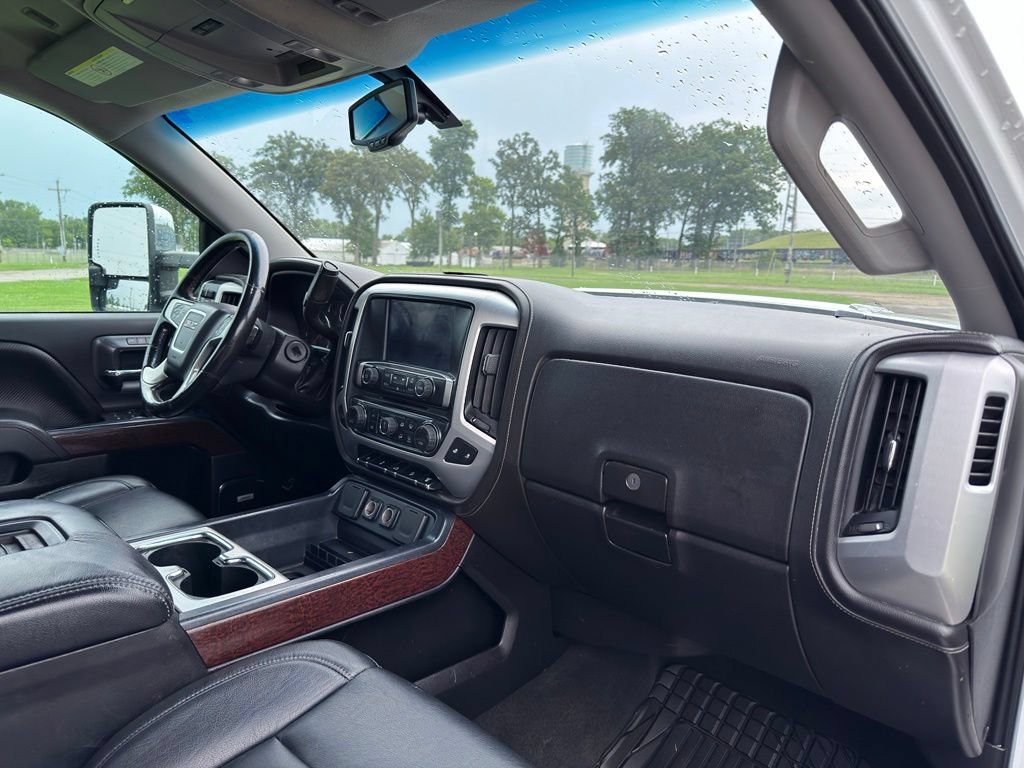 Used 2016 GMC Sierra 2500 SLT w/ Suspension Package, Off-Road AWD/4WD image 31