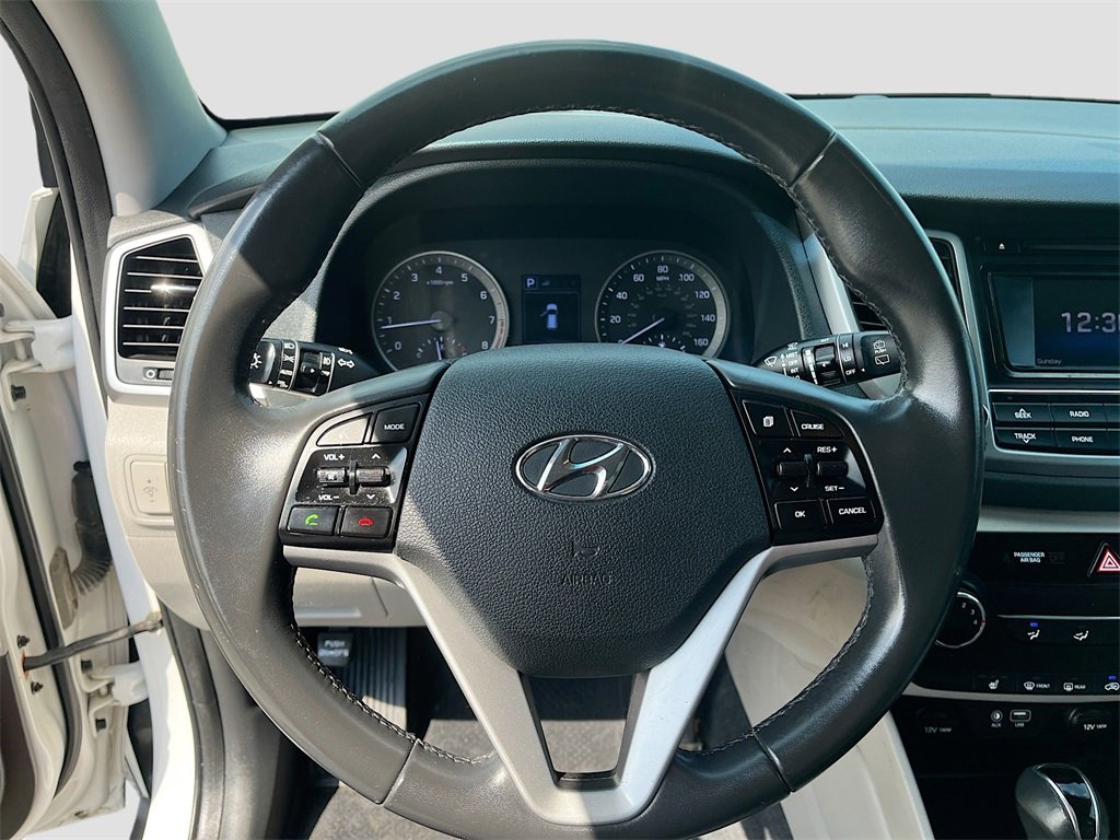 Used 2017 Hyundai Tucson Sport image 11