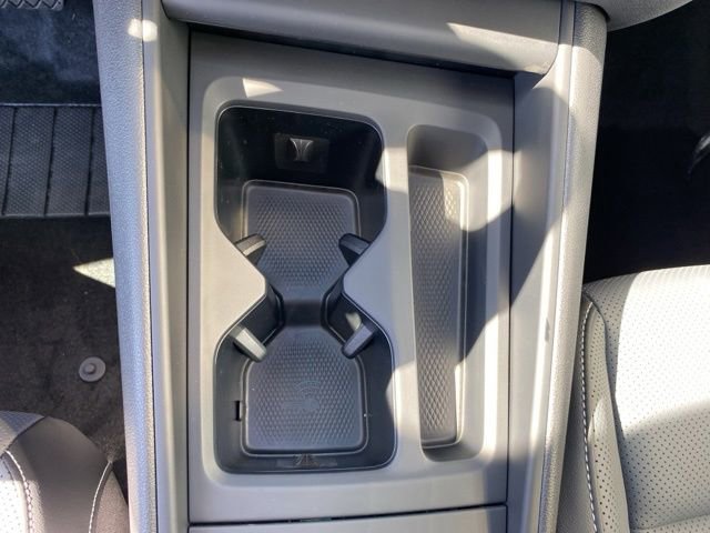 New 2025 Volkswagen Tiguan SE image 38