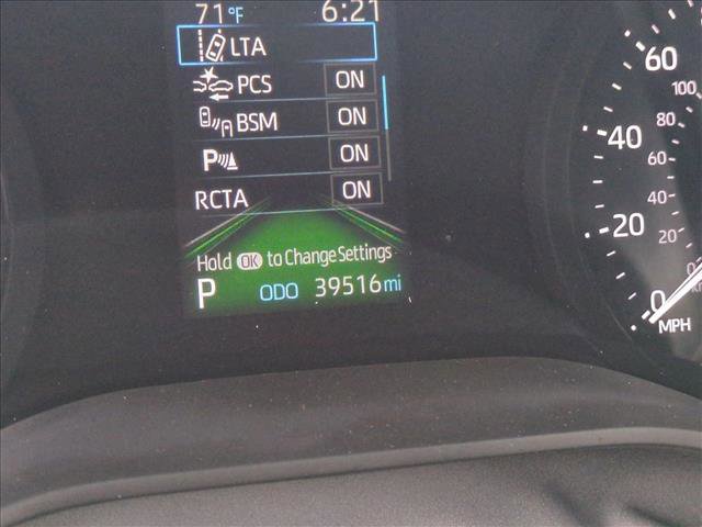 Used 2024 Toyota Sienna XLE w/ XLE Plus Package FWD image 11