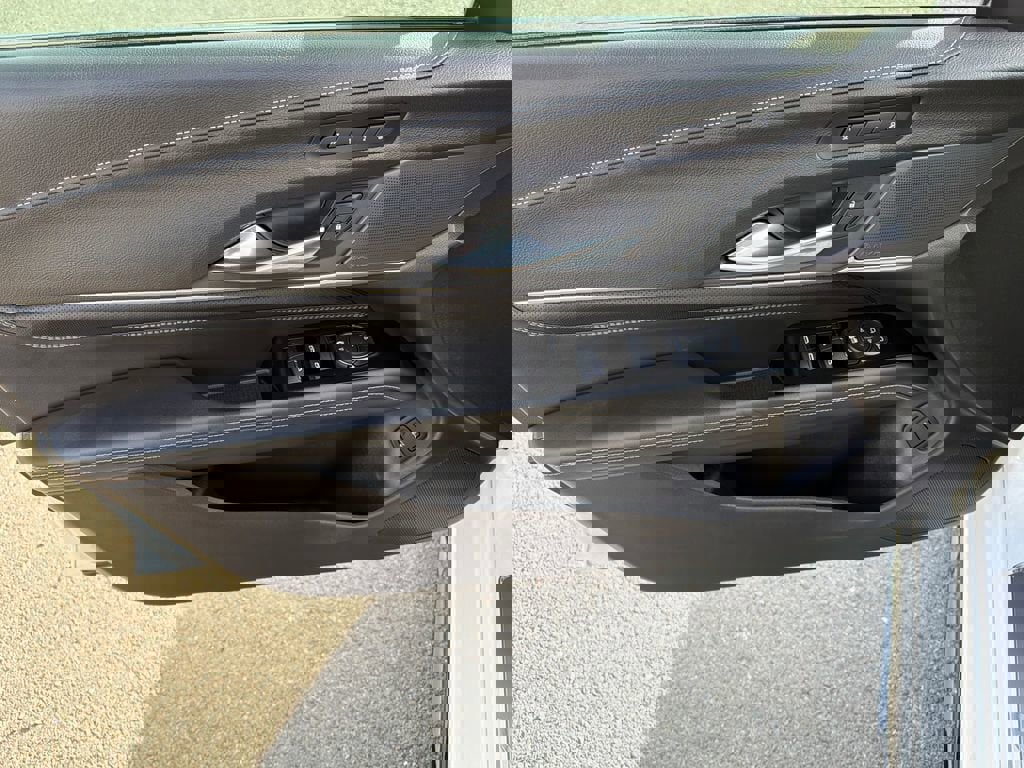 Certified 2022 Cadillac CT4 V Blackwing w/ Driver Assist Package image 4