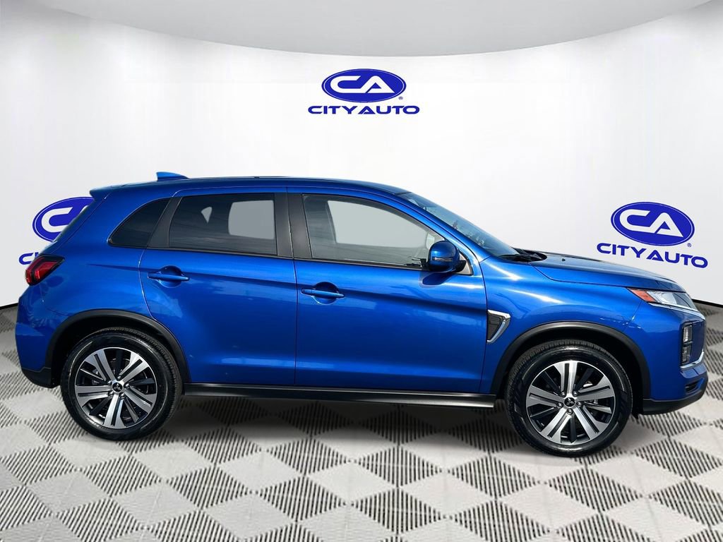 Used 2024 Mitsubishi Outlander Sport SE AWD/4WD image 2