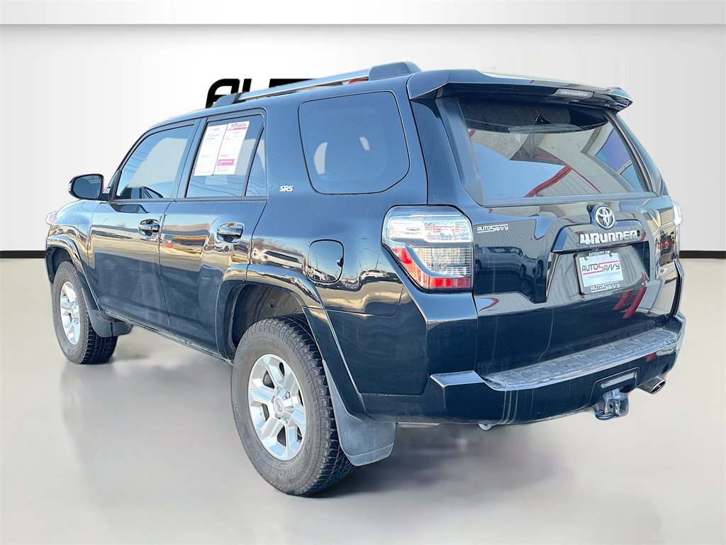 Used 2019 Toyota 4Runner SR5 image 5