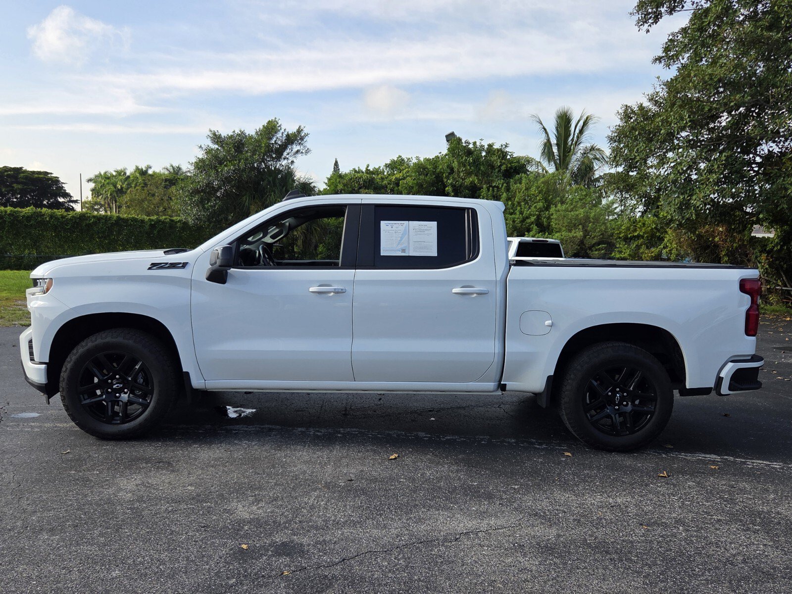 Used 2022 Chevrolet Silverado 1500 RST w/ All Star Edition Plus AWD/4WD image 2