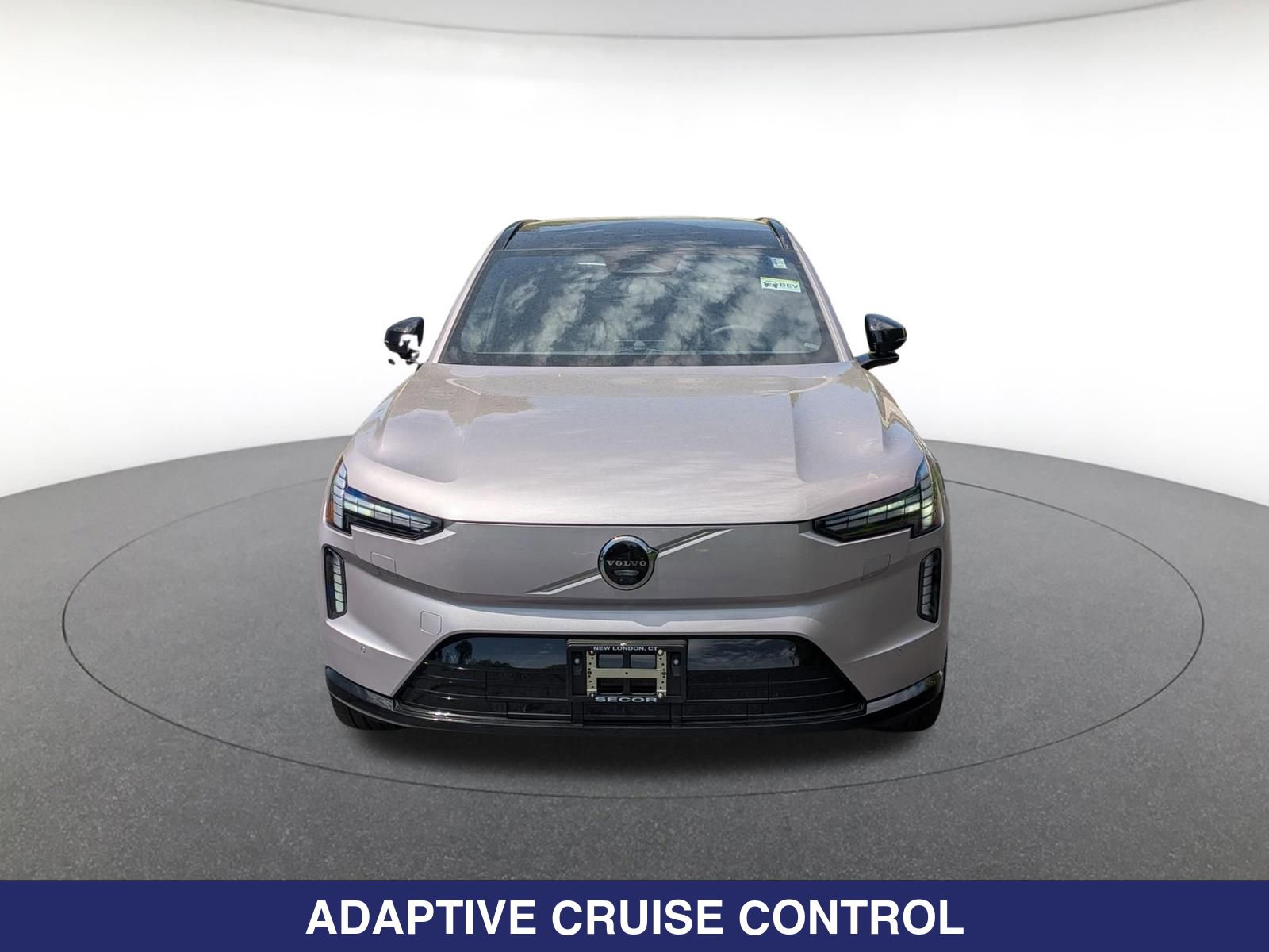 New 2026 Volvo EX90 Ultra AWD/4WD image 2