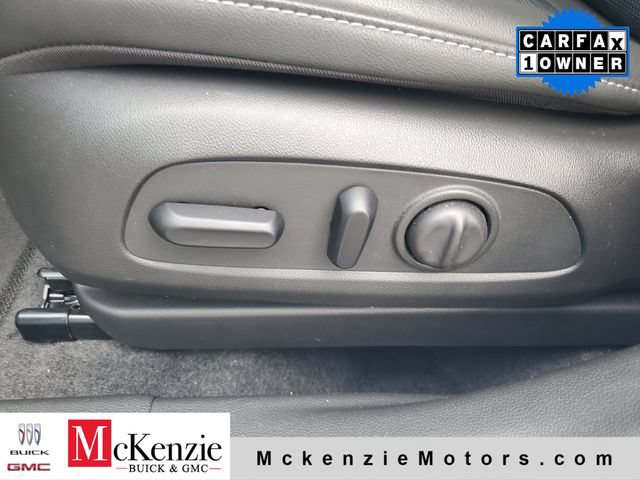 Used 2024 Buick Envista Sport Touring w/ Convenience I Package FWD image 7