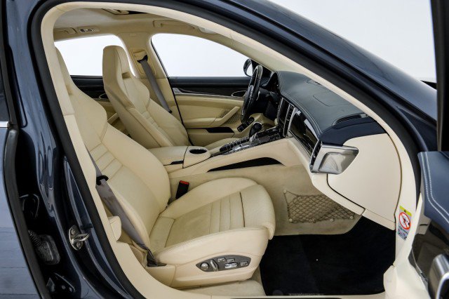 Used 2010 Porsche Panamera Turbo AWD/4WD image 35
