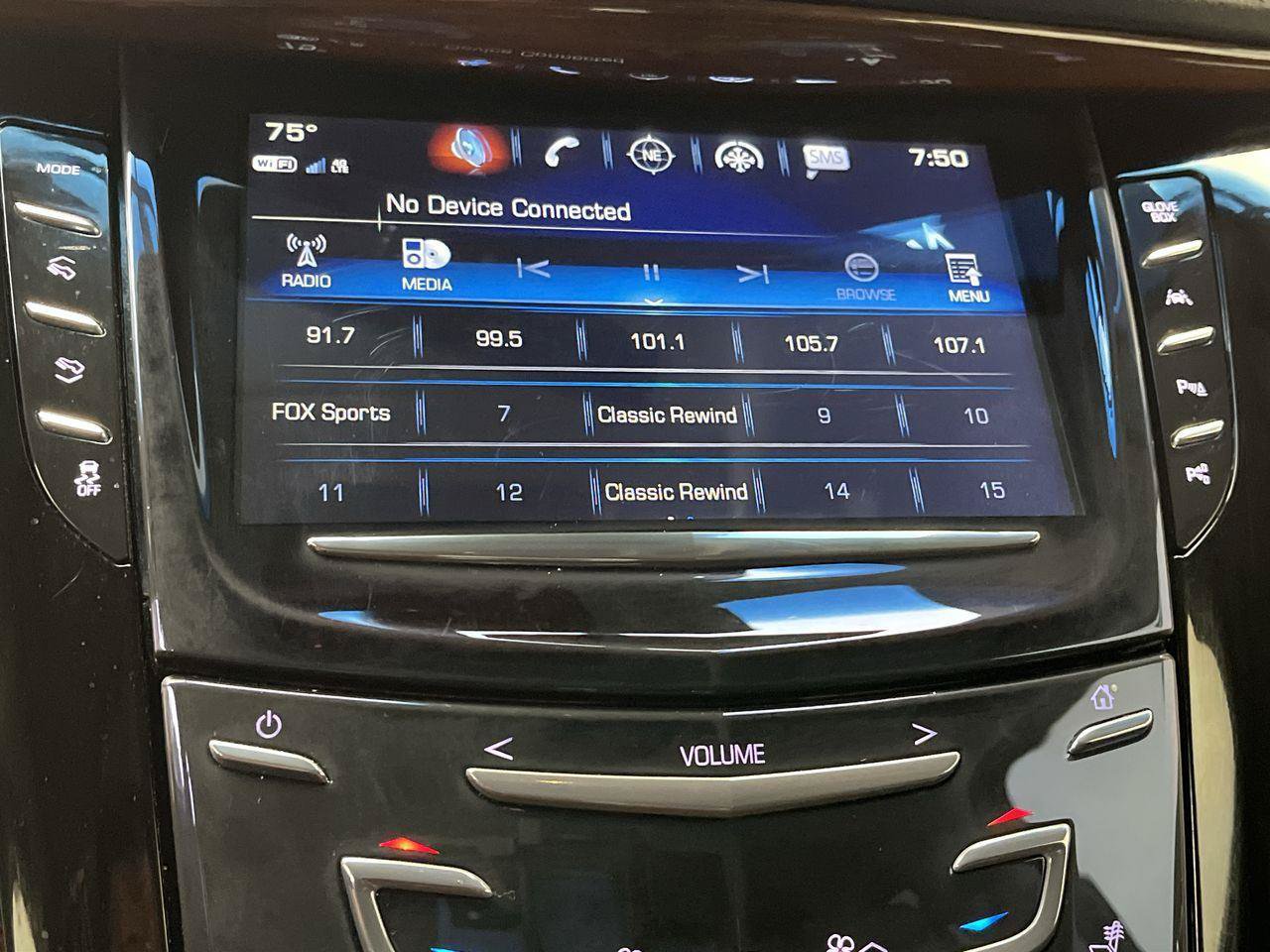 Used 2017 Cadillac Escalade Premium Luxury AWD/4WD image 22