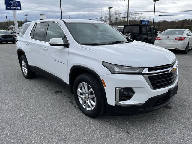 Used 2024 Chevrolet Traverse LS w/ Safety Package image 11