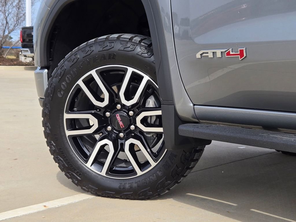 Used 2026 GMC Sierra 1500 AT4 w/ AT4 Premium Package image 32