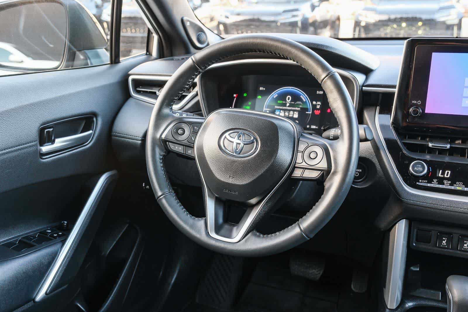 Certified 2024 Toyota Corolla Cross AWD Hybrid w/ Convenience Package image 17