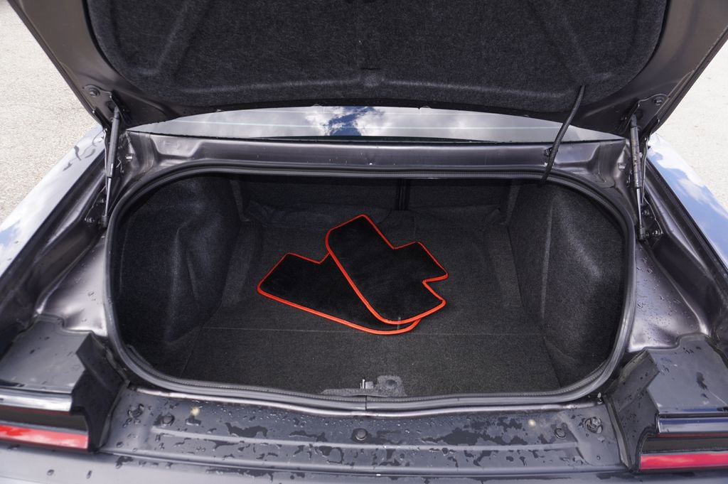 Used 2018 Dodge Challenger SRT image 24