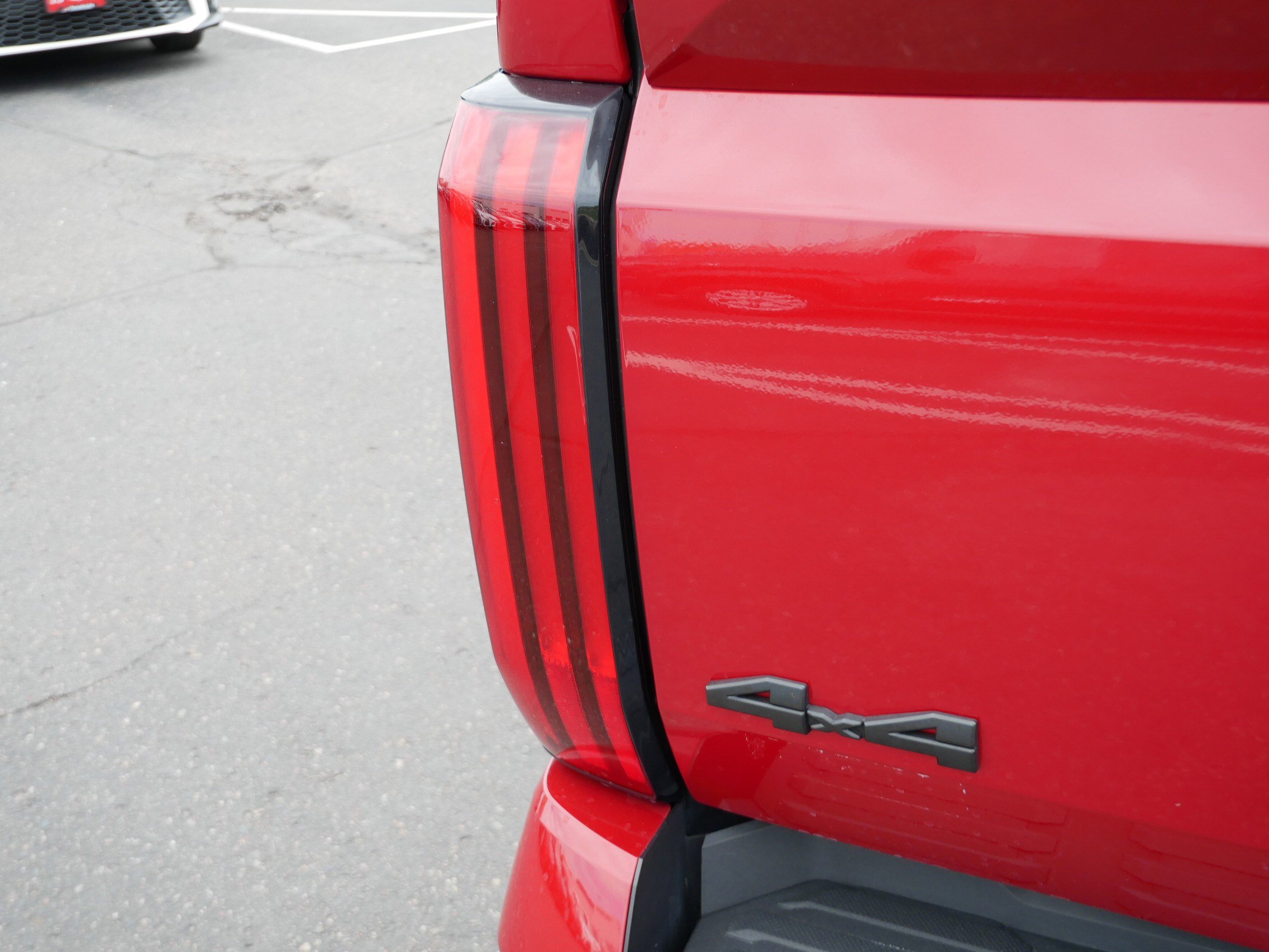 Used 2024 Toyota Tundra Limited w/ Power Package AWD/4WD image 17