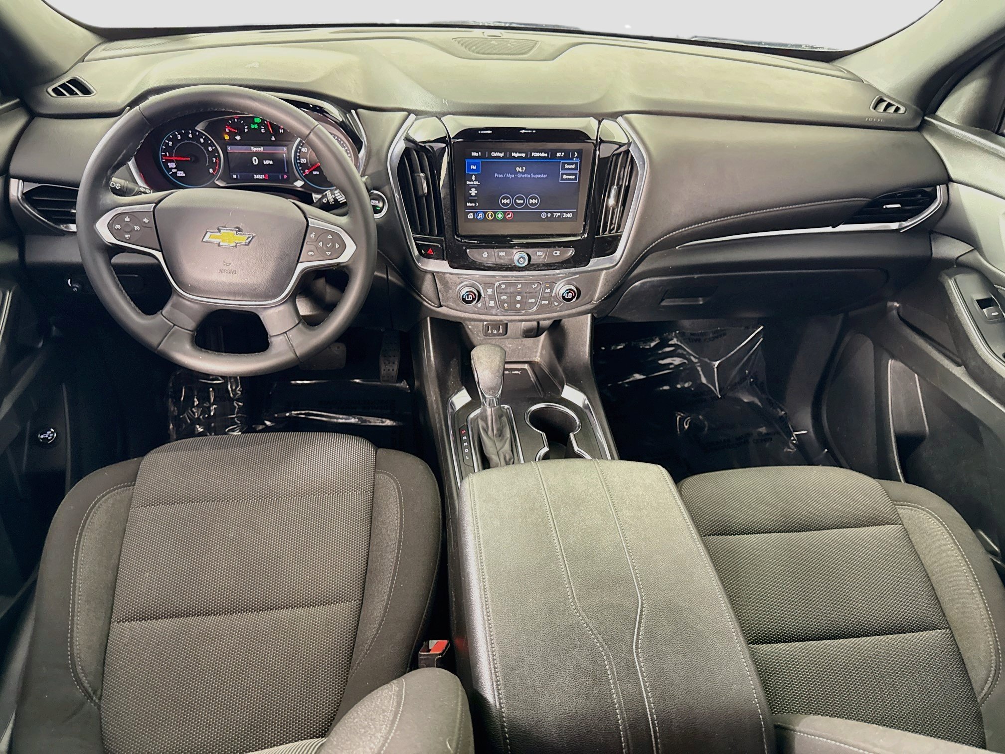 Used 2023 Chevrolet Traverse LT FWD image 23