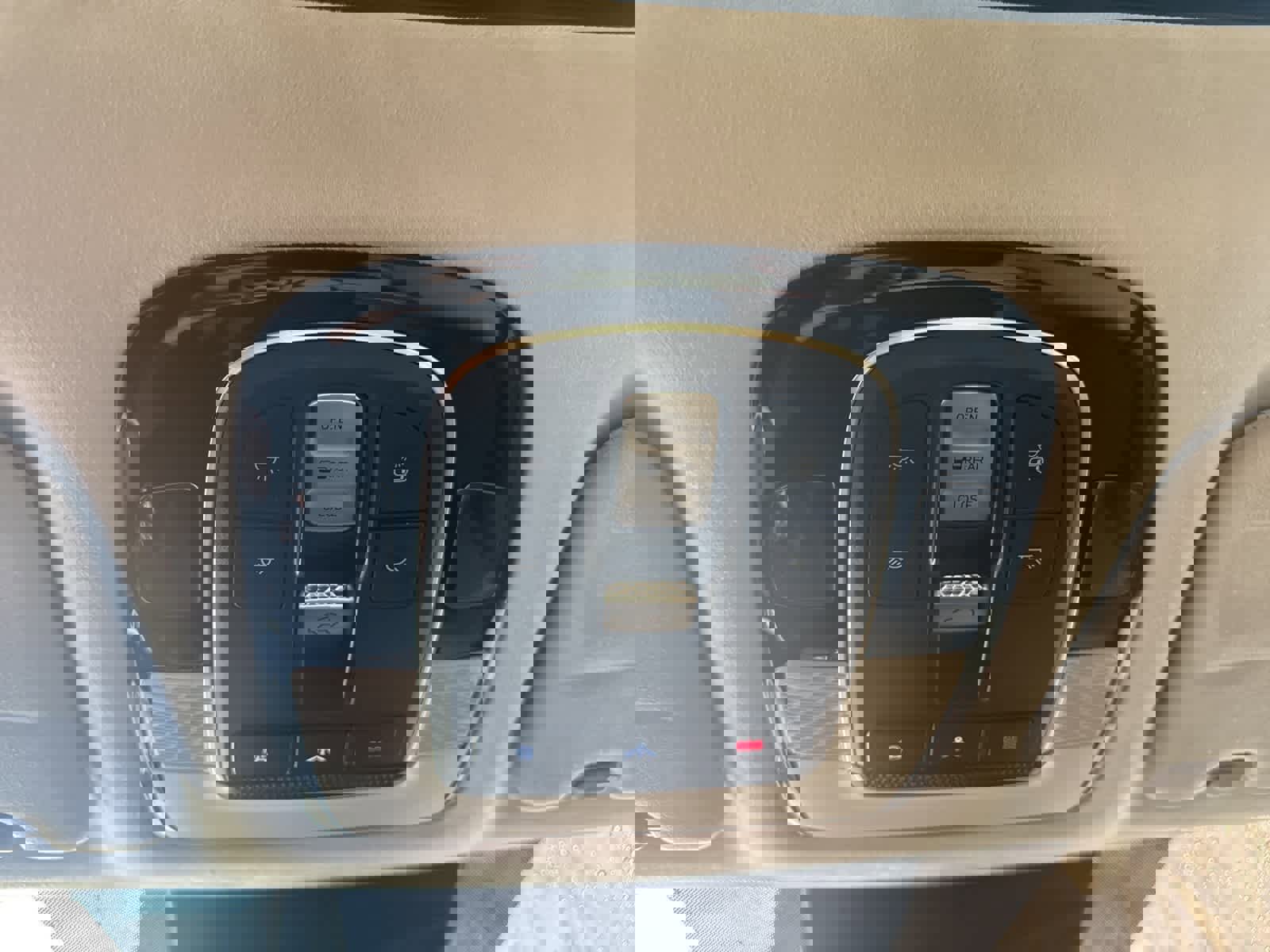 Used 2021 Hyundai Palisade Calligraphy image 25