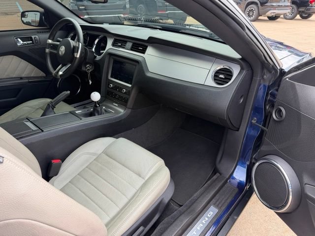 Used 2012 Ford Mustang GT Premium RWD image 21
