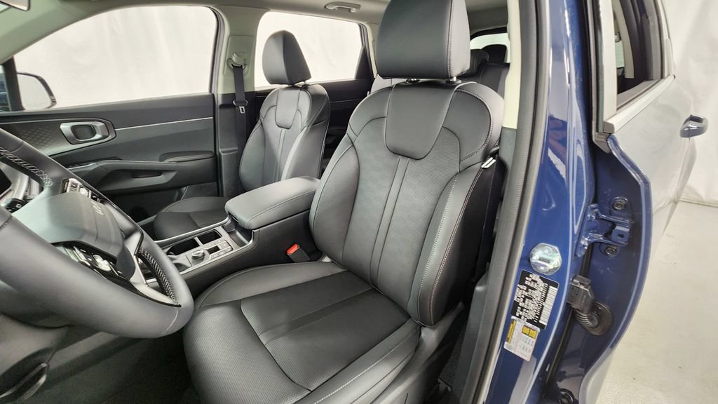 New 2026 Kia Sorento S w/ S Panoramic Sunroof Package FWD image 10