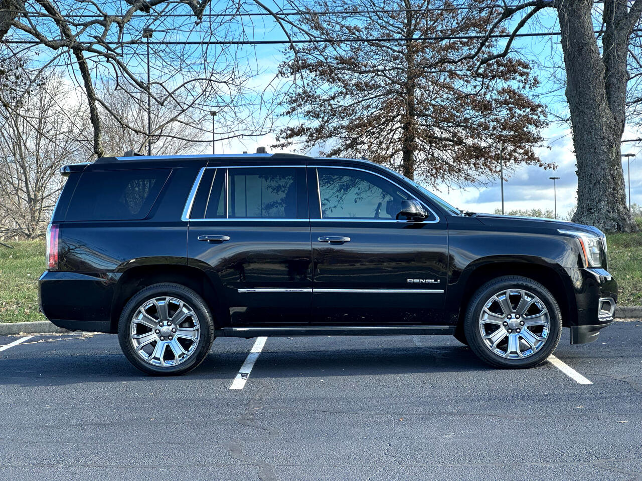 Used 2019 GMC Yukon Denali w/ Open Road Package image 10