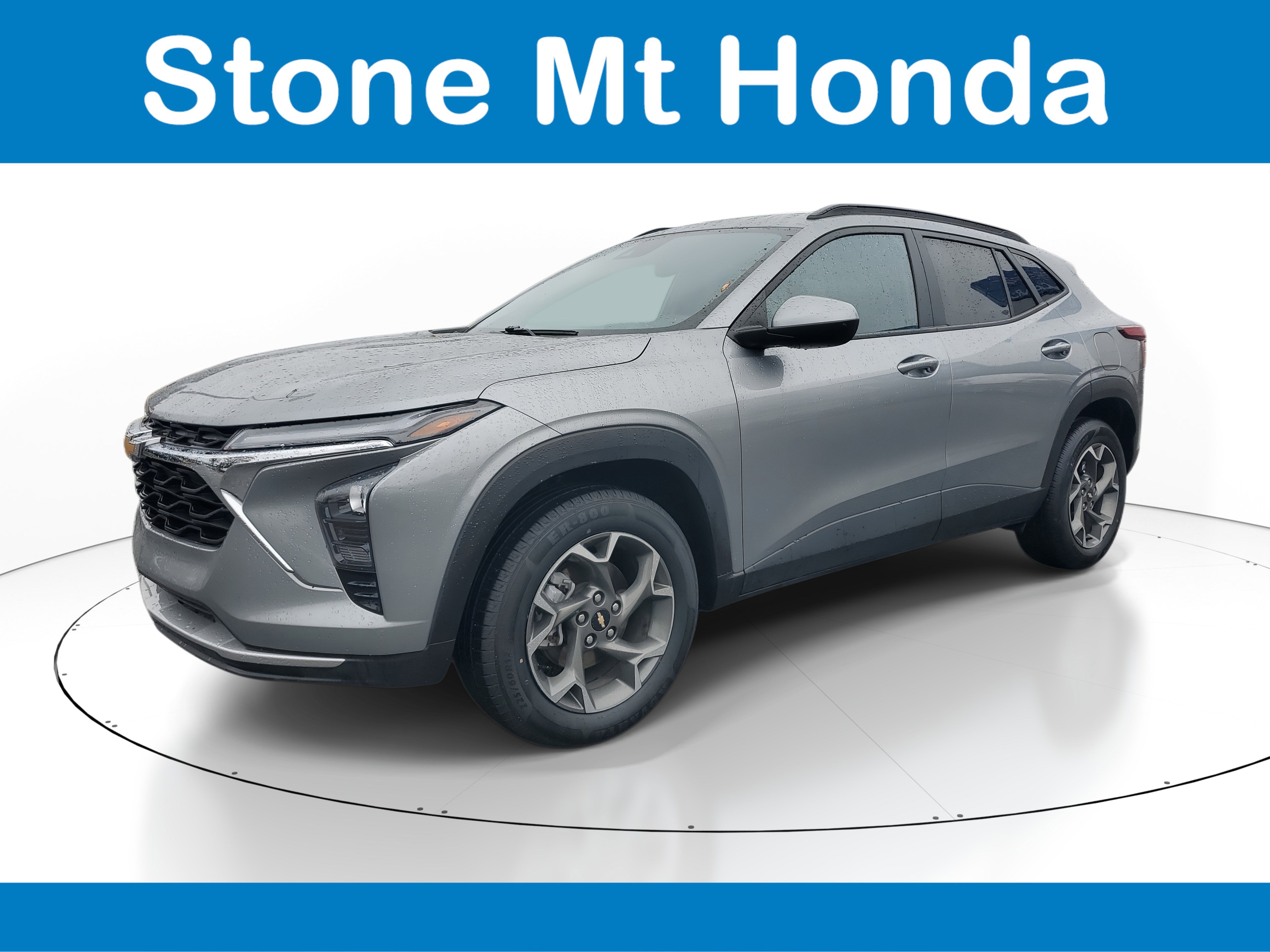 Used 2024 Chevrolet Trax LT image 3