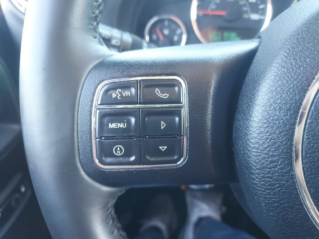 Used 2016 Jeep Wrangler Unlimited Sahara w/ Connectivity Group AWD/4WD image 20