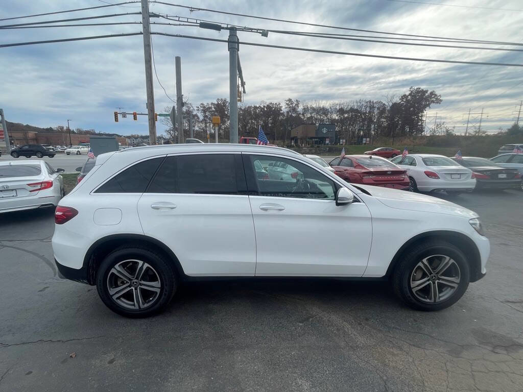 Used 2019 Mercedes-Benz GLC 300 4MATIC image 6