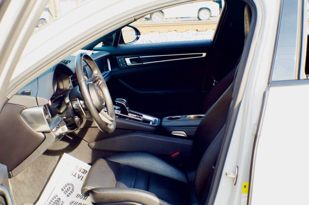 Used 2023 Porsche Panamera 4 Platinum Edition w/ Assistance Package AWD/4WD image 18